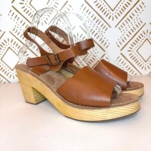 UO Rita Clog Sandals Size 8.5 Leather Platform Chunky Boho Festival‎ Spring Wood
